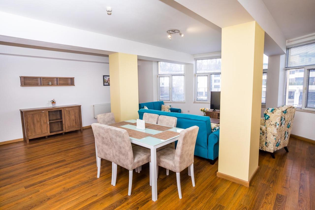 Old City Square Apartment Ловеч Экстерьер фото