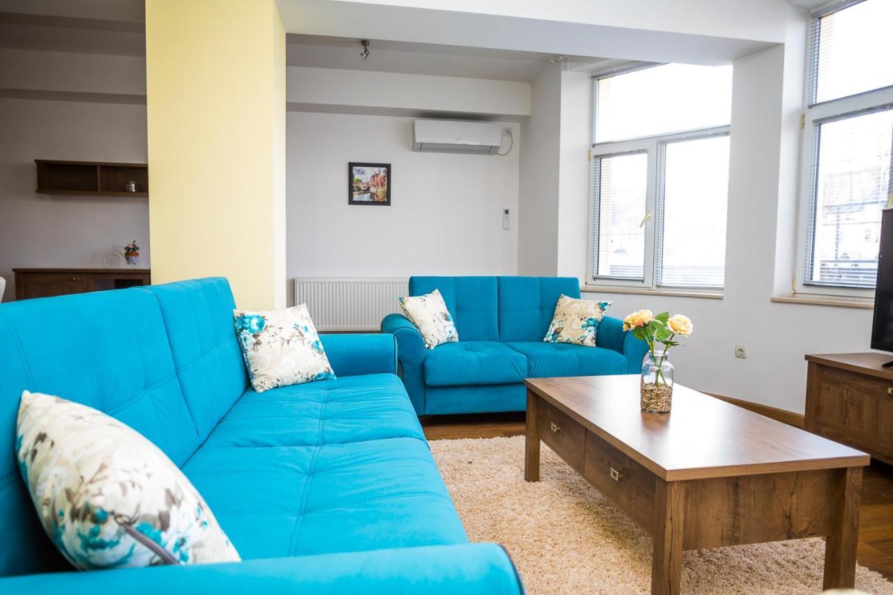 Old City Square Apartment Ловеч Экстерьер фото
