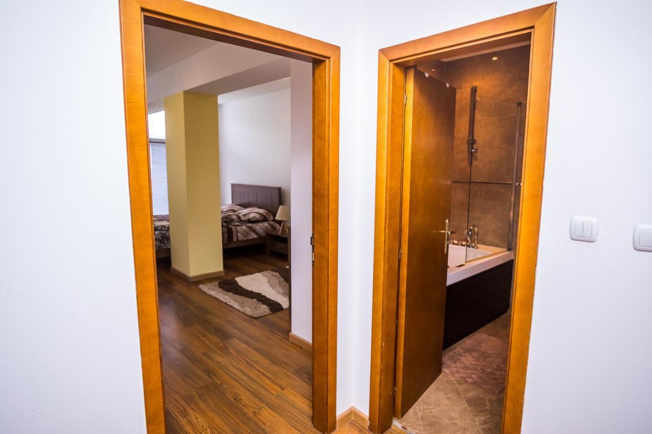 Old City Square Apartment Ловеч Экстерьер фото