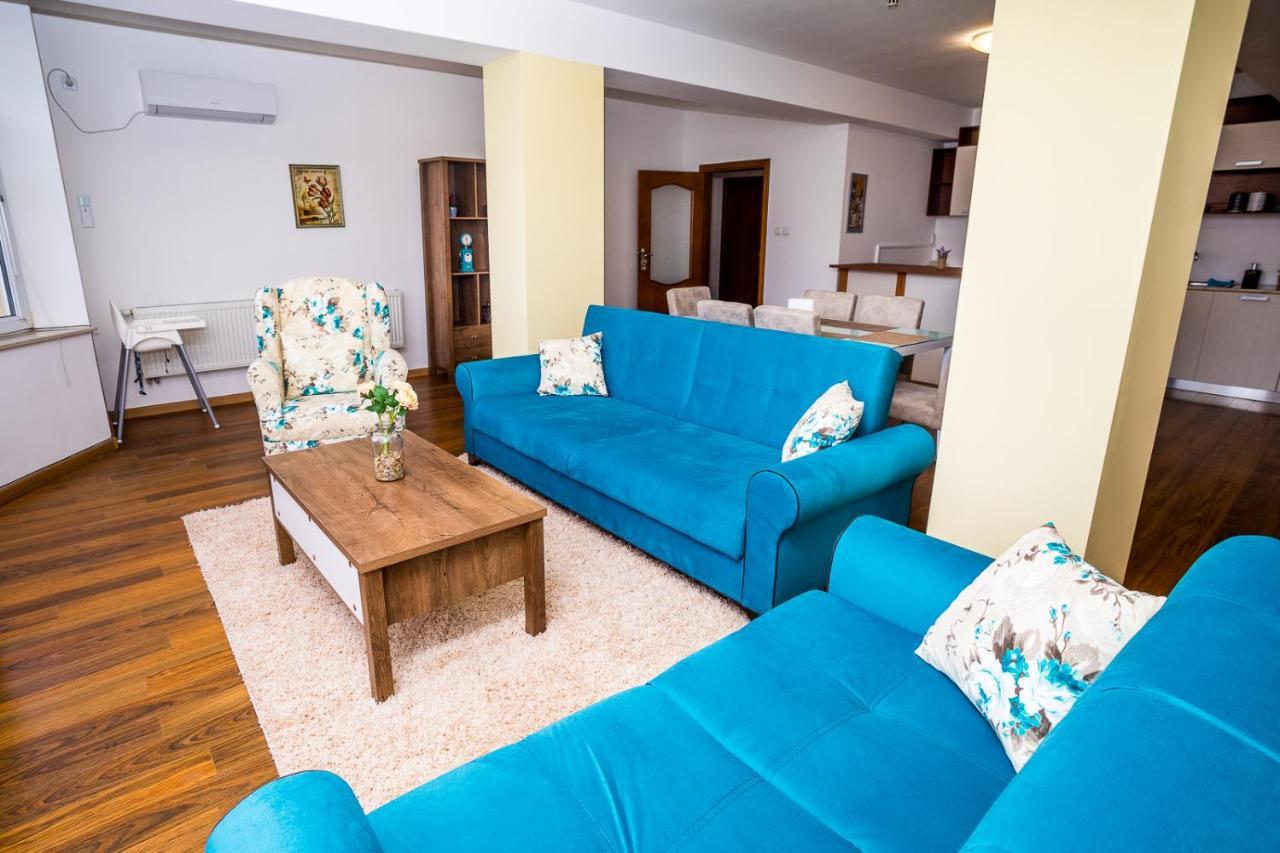 Old City Square Apartment Ловеч Экстерьер фото